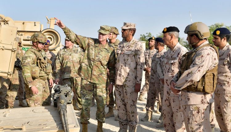 ОАЭ и США начинают совместные военные учения