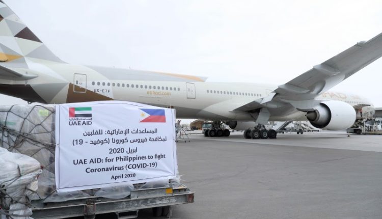 ОАЭ отправляет медицинскую помощь на Филиппины и в Непал