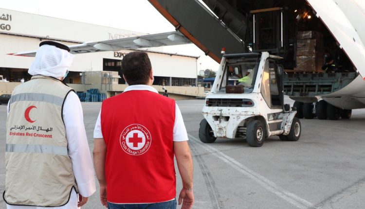 Эмиратский самолет помощи