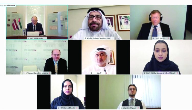 Комитет политических консультаций